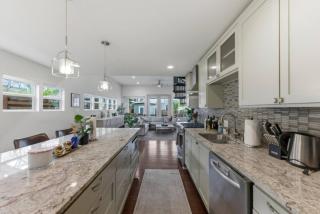 Zilker Retreat with Downtown Views Near Zilker Park - 4
