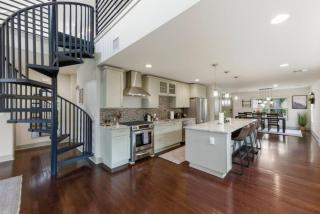 Zilker Retreat with Downtown Views Near Zilker Park - 2