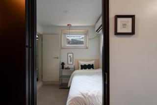 Stroll Seoul, Jongno, Dongmyo, Rooftop, Subway 2min, Luggage Storage - 9