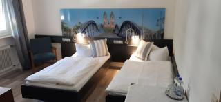 Hotel Bären Garni - 9