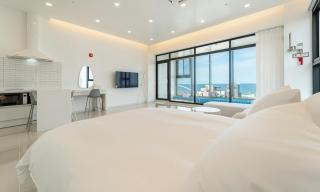 Gangneung Skaria Poolvilla - 7