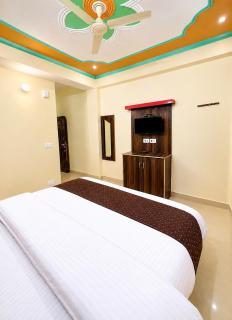 The Himalayan Amber - Luxury Stay in the Hills of Mussoorie #Couple Friendly #Restaurant #Parking - 3