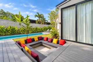 Brand New 3BR Villa Orasa Near Robinson Thalang - 6
