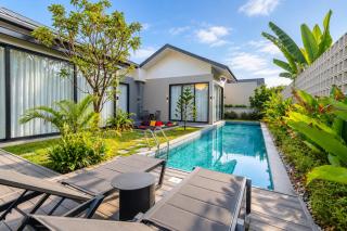 Brand New 3BR Villa Orasa Near Robinson Thalang - 0