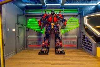 6BR Brand-New Townhouse Frozen and Transformers - 10568 - 9