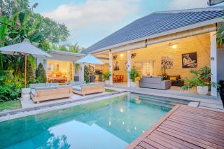 Tropicasa 2 by Bali Villa Solutions - Seminyak - 0