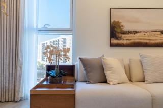 Premium 3BR With Maid Room - Sea View Retreat in Yas Island - 5