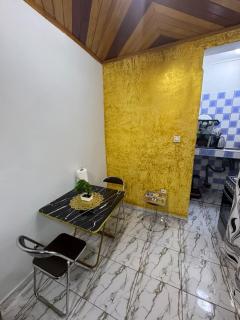 Gold Home - 4