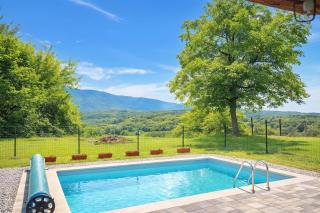 Pool House Green View /w Jacuzzi & Garden - Happy Rentals - 0