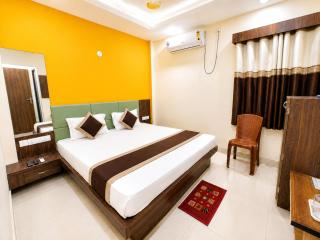 Hotel Jagdish Palace - Elegant Beachside Hotel with Restaurant, Lift & Parking Near Puri Sea Beach and Jagannath Temple - 5