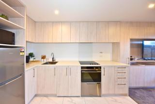 Cosy CBD Studio Apartment 6 - 7