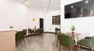 IU Hotel Qingdao Golden Beach Xuejiadao Metro Station - 3