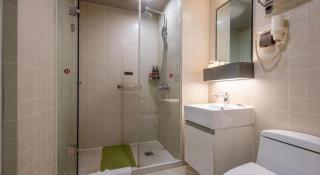 Jinjiang Inn Select Heze Wanxiang Plaza Guiling Road - 1