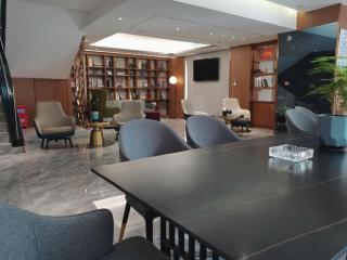 Borrman Hotel Guigang Pingnan Donghu - 1
