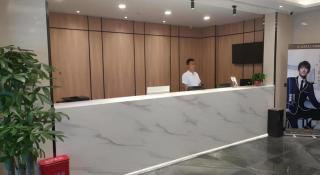 Green Tree Inn Express Jinan Huaiyin District Jingshi Road Children's Hospital - 1