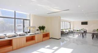 GreenTree Inn Express Zhangjiagang Hexing Town Shazhou Professional Institue of Technology - Qiwei - 9