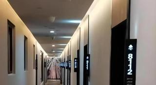 GreenTree Inn Express Shandong Qingdao Chengyang District Aodong Road - 4