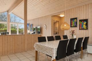 Lovely Holiday Home With Hot Tub In Skaven Strand - 1
