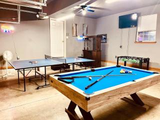 Mohawk-Kudil in Poconos ! Private Pool-Hot Tub-Lake Access-Game Room - 8