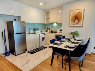 Astra Skyriver 3 Bedroom condominium - 9