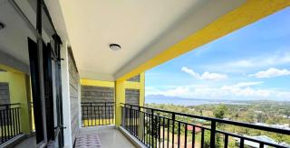 Bay Loft 2 bedroom Apartment with 3 beds & Lake Views - 8