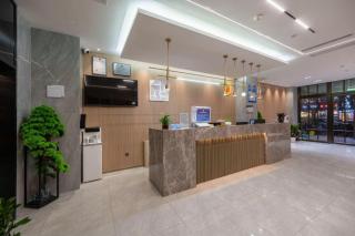 Super 8 Hotel Beijing South Railway Station Majiabao Metro Station - 9