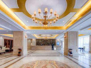 Vienna Hotel Anhui Fuyang Funan Bailing Apartment - 8