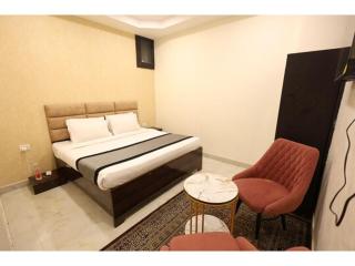 Hotel Royal Bliss - 0