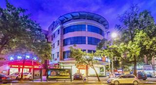 Borrman Hotel Zhuhai Mingzhu Railway Station Rainbow Shopping Mall - 1