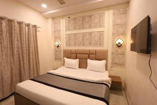 Hotel Royal Bliss - 3