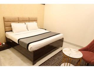 Hotel Royal Bliss - 2