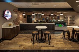 Lakeside Hotel Casino, a Travelodge by Wyndham - 6