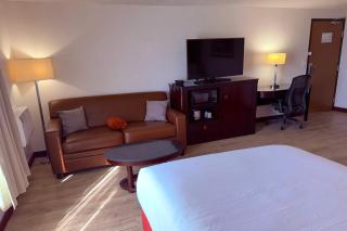Howard Johnson by Wyndham Albert Lea - 6