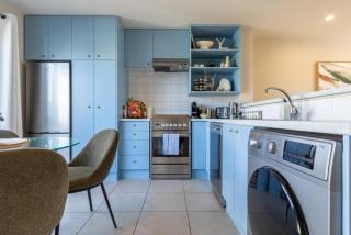 Central Luxe Retreat | Double Garage | Balcony - 5