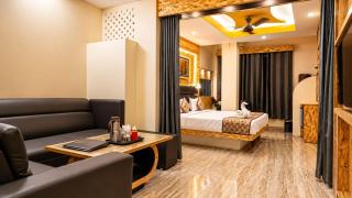 Hotel Comfort and Terrace Lounge - 5