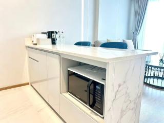 Modern and New 1BR at Arise condo Charoen Mueang - 1