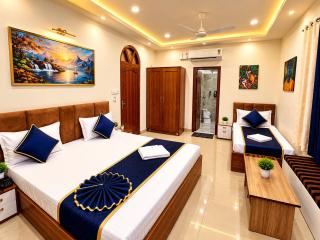 Royal Corner - 450 Mtrs Near Golden Temple - 2