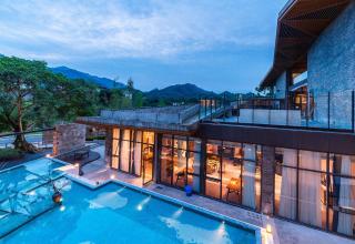 Yunfuli Yunsu·Emeishan Yunshuiju Private Hot Spring B&B - 1