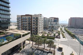 Modern Saadiyat Stay 2BR | Near NYU Abu Dhabi - 7