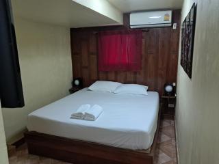 Namtip Bar & Guesthouse - 4