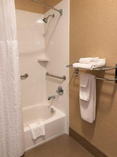 HOTEL WORLD Inn and Suites - 2