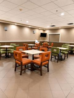 HOTEL WORLD Inn and Suites - 9