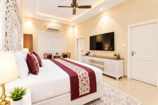 Royal Grandeur Premium Comfort Hotel - 3