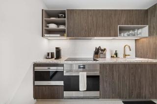 Palm Fizz- Resort-Style Living in Miami - 9