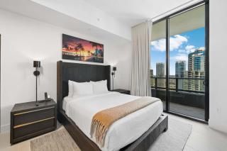 Palm Fizz- Resort-Style Living in Miami - 8