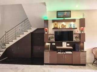 The Balcony Hilltop Villa Private 5BHK Luxury Stay - 2
