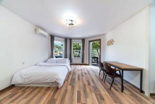 Gapyeong Ohneulharu Spa Pension Pet friendly - 9