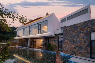 Yunding Watching the Sunrise, Admiring the Cloud Sea and Fantastic Peaks • Resort Manor - 6