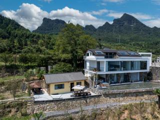 Yunding Watching the Sunrise, Admiring the Cloud Sea and Fantastic Peaks • Resort Manor - 5