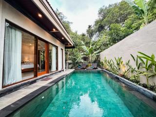 Semana Hanging Jungle Villa by Best Living - 9